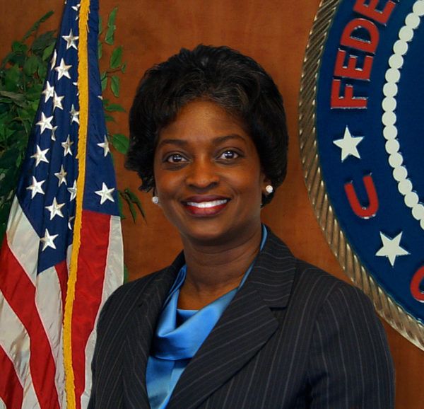 Mignon Clyburn Stepping Down 