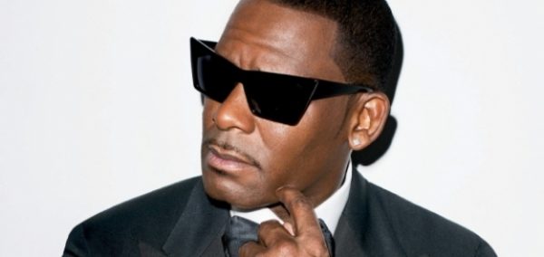 r-kelly-banner