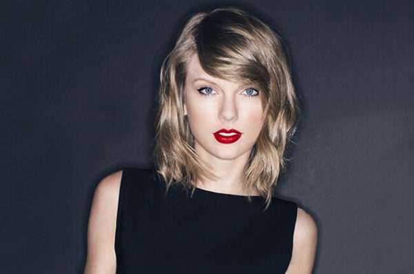 taylor-swift-2014-sarah-barlow-billboard-650