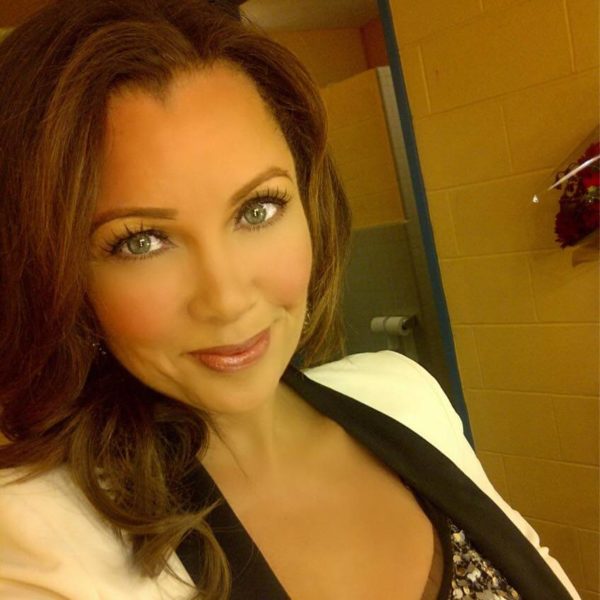 Vanessa Williams Returns