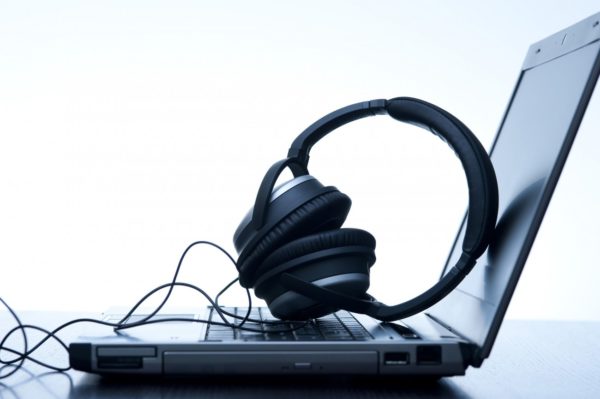 35420_01_digital_music_sales_could_be_slipping_because_of_streaming_radio_full
