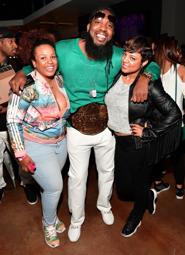 1558_Janee_Boldon_Pastor_Troy_Tahira_Wright-770x1061