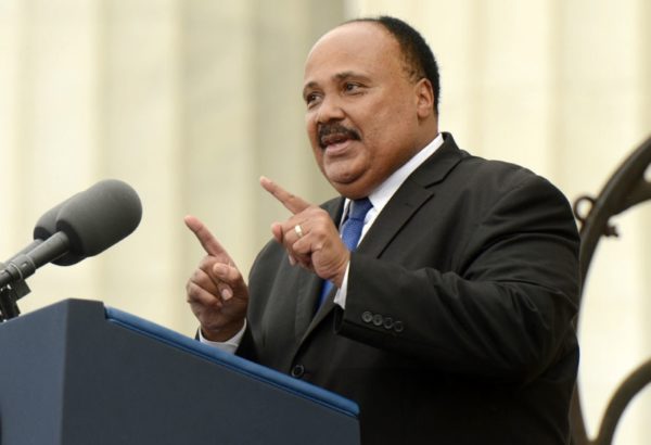 Martin Luther King III and Bounce TV the first and only over-the-air broadcast television network for African Americans, is calling on the Department of Justice to make de-escalation training a requirement of all local law enforcement receiving federal funding and equipment. People can stay connected with the initiative on social media by following Bounce TV&apos;s official Facebook, Twitter and Instagram accounts (@bouncetv) and by using the official hashtag, #CallJustice4Peace. (PRNewsFoto/Bounce TV)