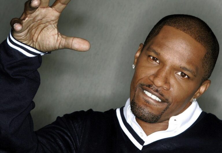 Jamie Foxx to Host 2018 “BET Awards” Jamie Foxx to Host 2018 “BET Awards”