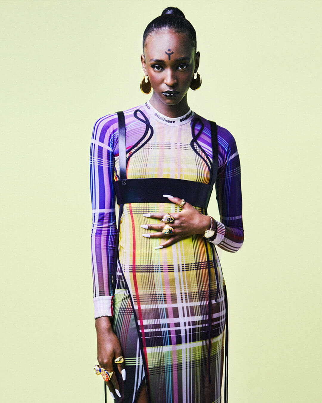 LOUS AND THE YAKUZA RELEASES “BON ACTEUR” THROUGH A SPECIAL COLORS SESSION