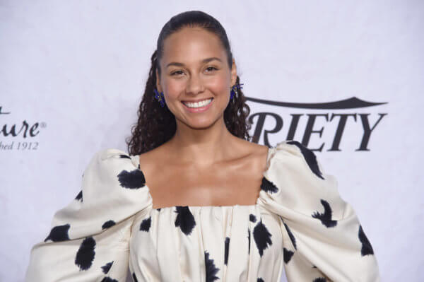Alicia Keys Signs